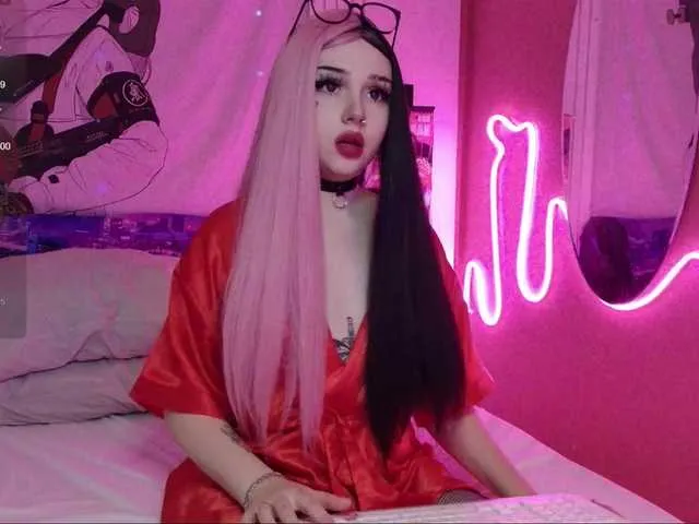 Live sex webcam photo for JennyBroer #278128792