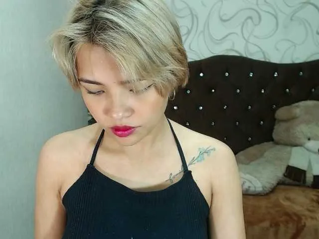 Live sex webcam photo for JennyJhonson #275870342