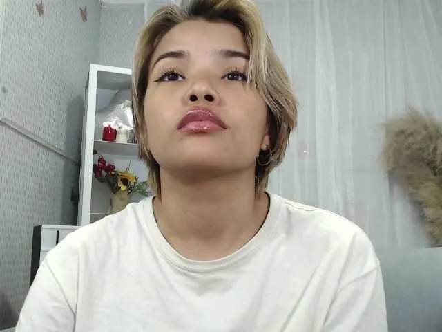 Live sex webcam photo for JennyJhonson #276188112