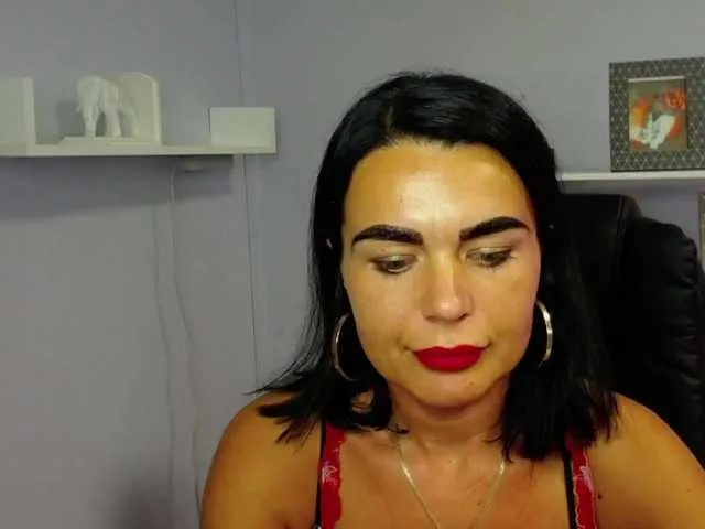 Live sex webcam photo for JennyLUST #275740921