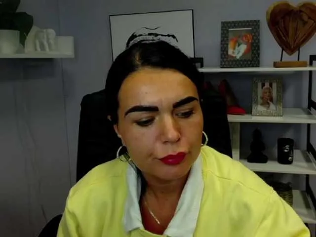 Live sex webcam photo for JennyLUST #275965806