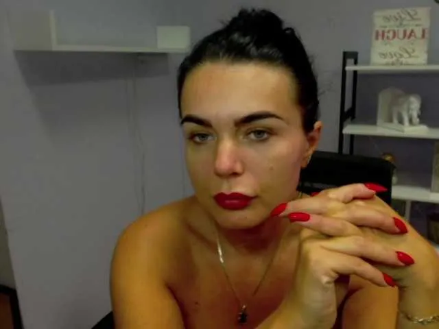 Live sex webcam photo for JennyLUST #276168881