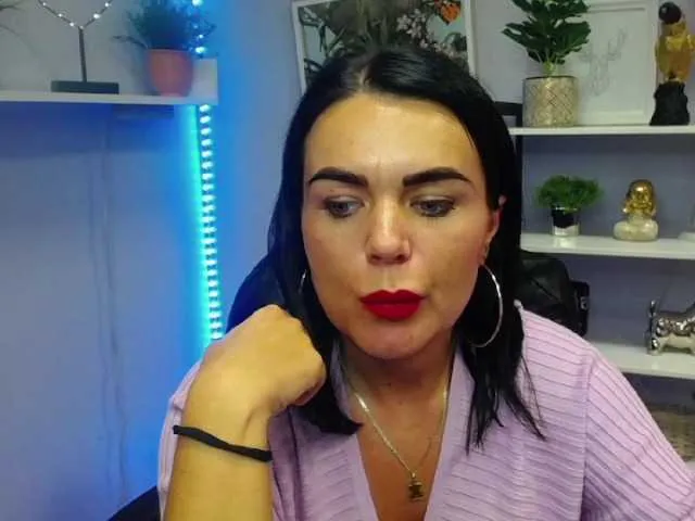 Live sex webcam photo for JennyLUST #276431799