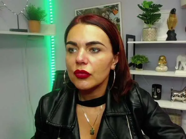 Live sex webcam photo for JennyLUST #276507188