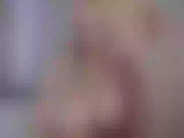 Live sex webcam photo for JennyMILFx #271883035