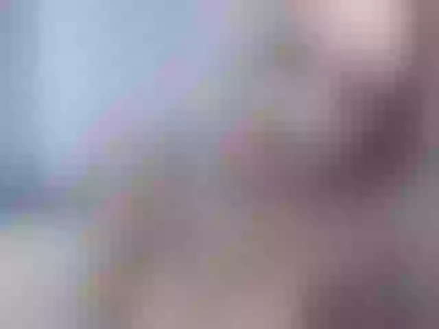 Live sex webcam photo for JennyMILFx #271932344