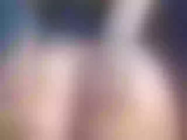 Live sex webcam photo for JennyMILFx #271954105