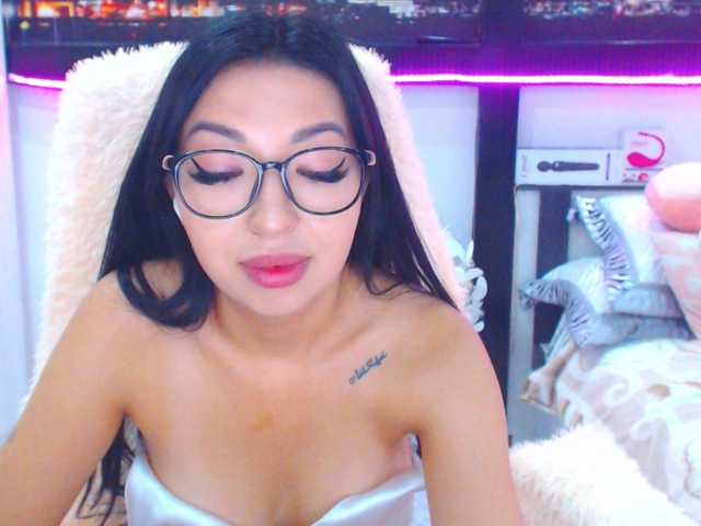 Live sex webcam photo for Jennycharming #276092936