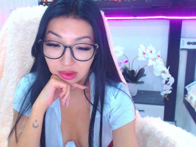 Live sex webcam photo for Jennycharming #276450619