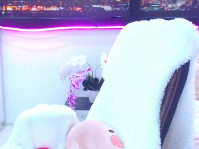 Live sex webcam photo for Jennycharming #276625193