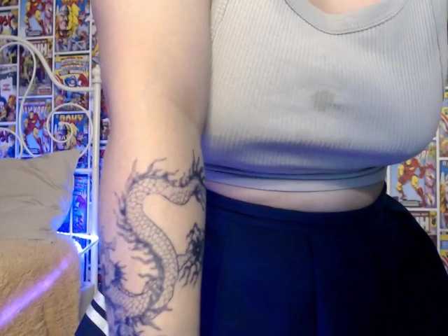 Live sex webcam photo for Jeong18 #276237893