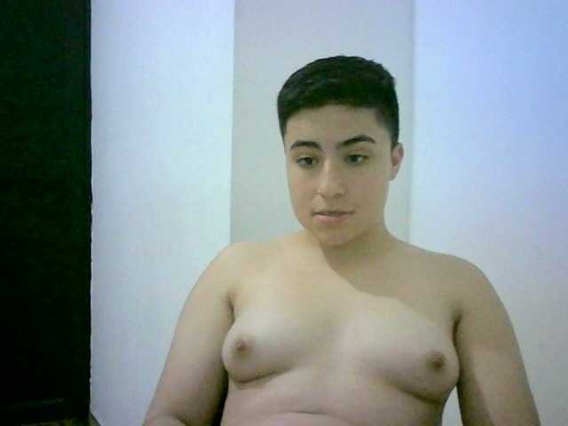 Live sex webcam photo for Jere1 #277041612