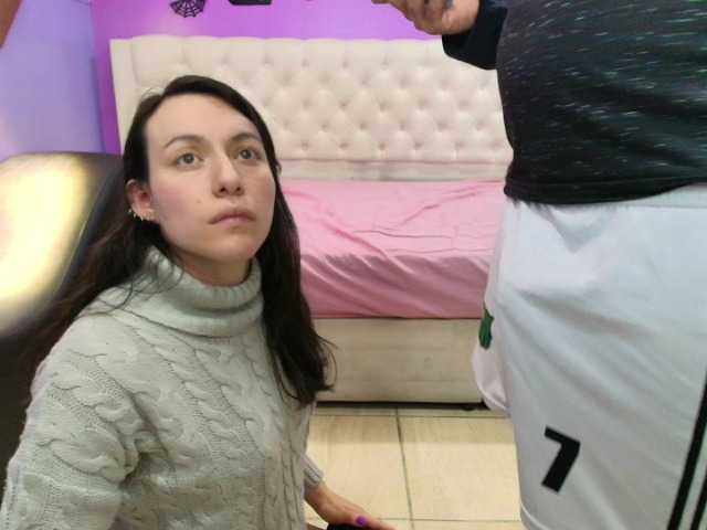 Live sex webcam photo for JeremmyAndStacy #291086151