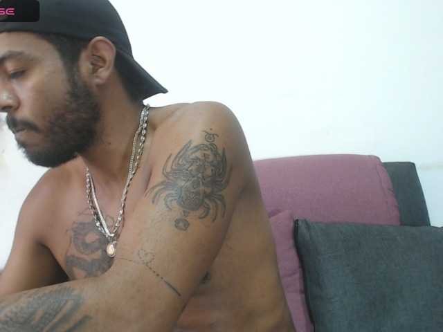 Live sex webcam photo for Jeremy-Jamez #276162714