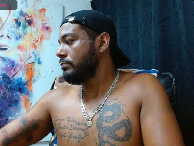 Live sex webcam photo for Jeremy-Jamez #276317950