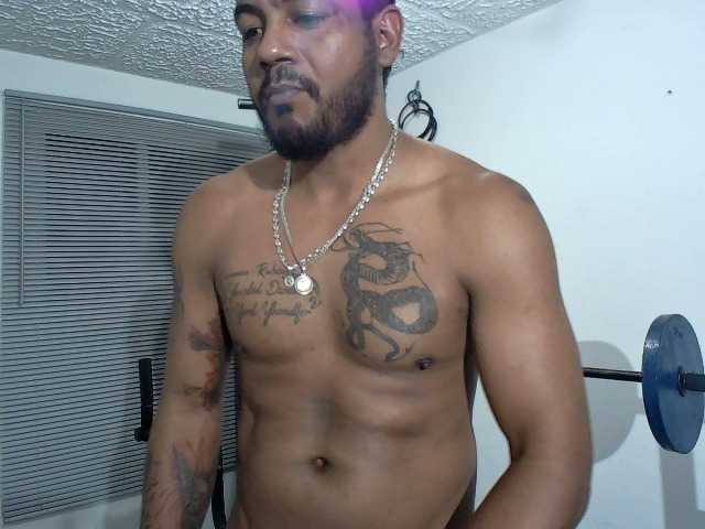 Live sex webcam photo for Jeremy-Jamez #276553267