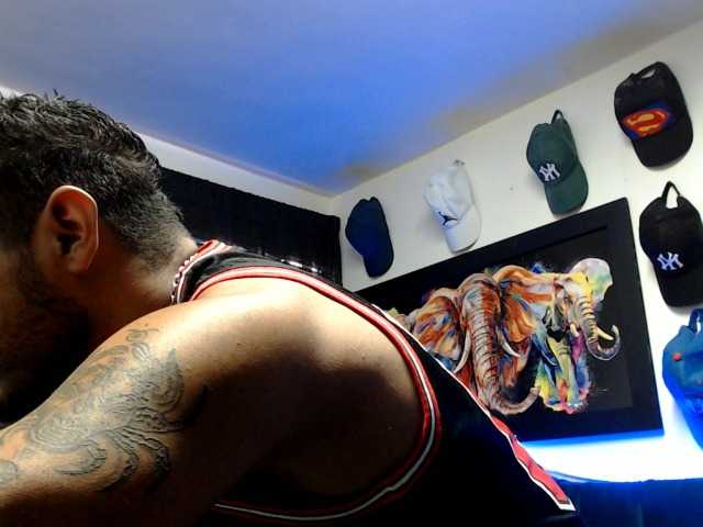 Live sex webcam photo for Jeremy-Jamez #276718639