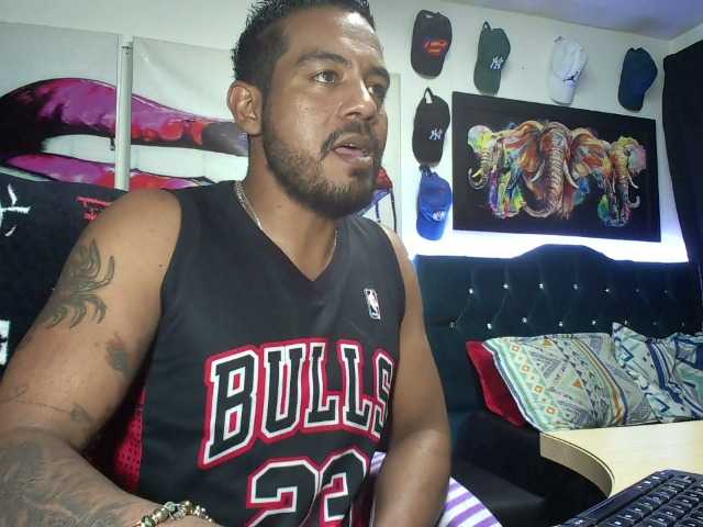 Live sex webcam photo for Jeremy-Jamez #276755472