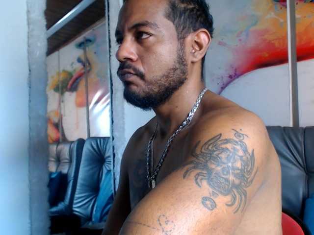 Live sex webcam photo for Jeremy-Jamez #276760779