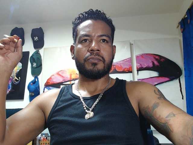 Live sex webcam photo for Jeremy-Jamez #277795915