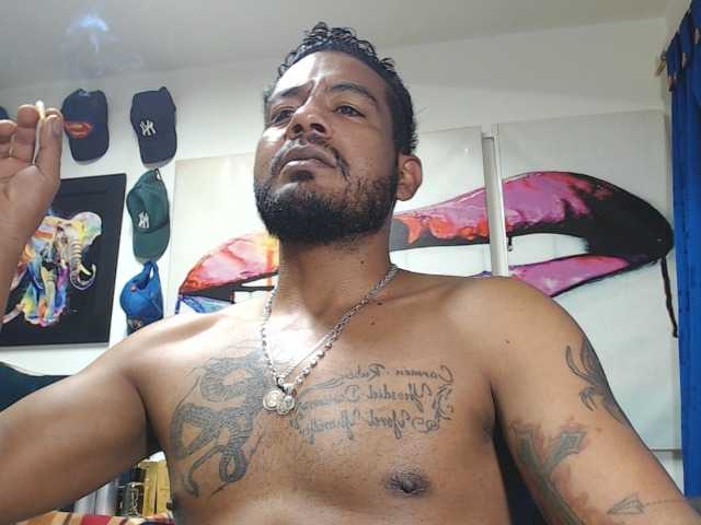 Live sex webcam photo for Jeremy-Jamez #277804825