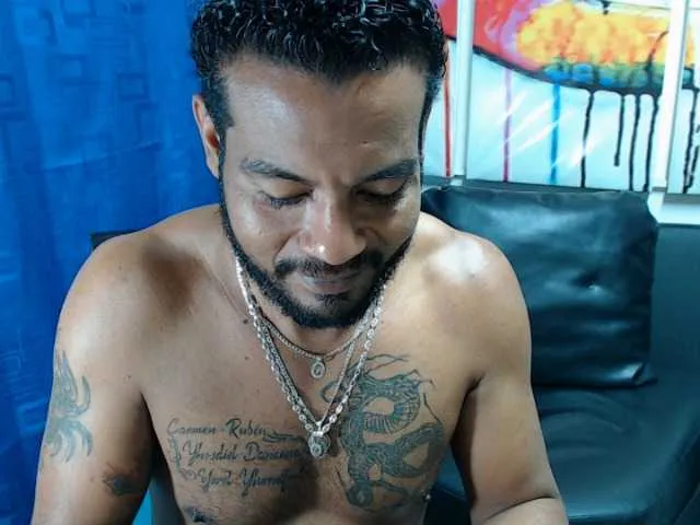 Live sex webcam photo for Jeremy-Jamez #277892706