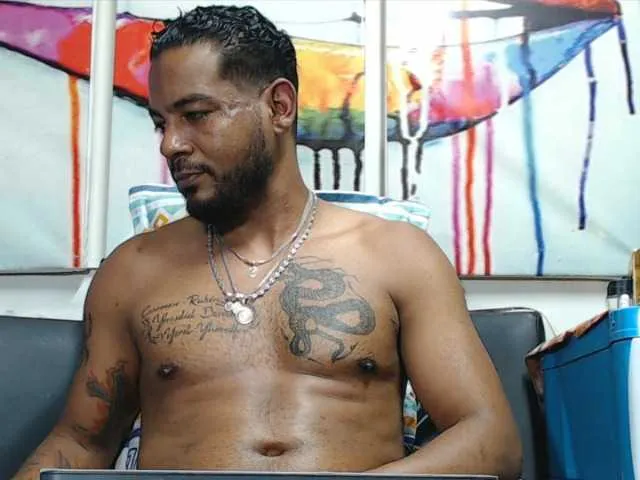 Live sex webcam photo for Jeremy-Jamez #278113149