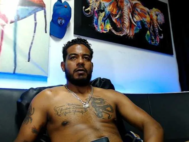 Live sex webcam photo for Jeremy-Jamez #278145368