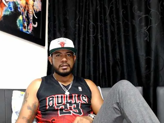 Live sex webcam photo for Jeremy-Jamez #278183450