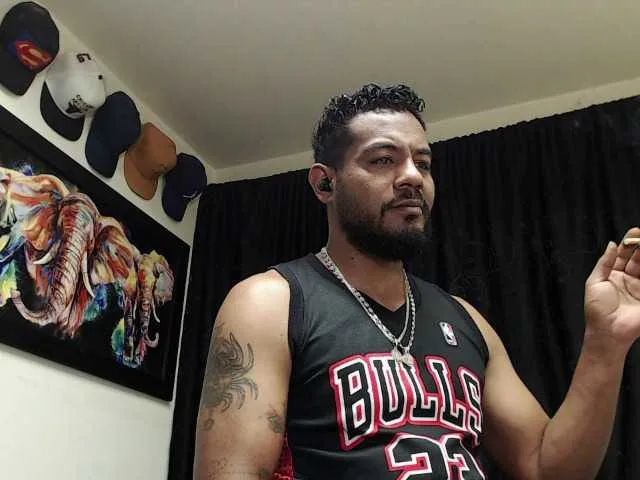 Live sex webcam photo for Jeremy-Jamez #280111358