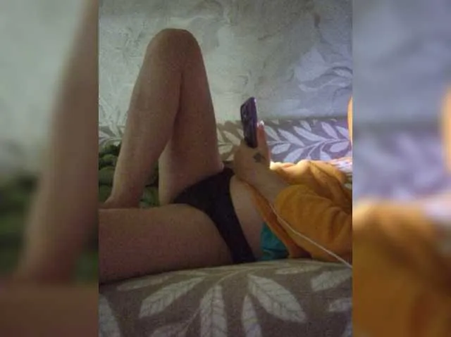 Live sex webcam photo for JesicaHouse #294228650