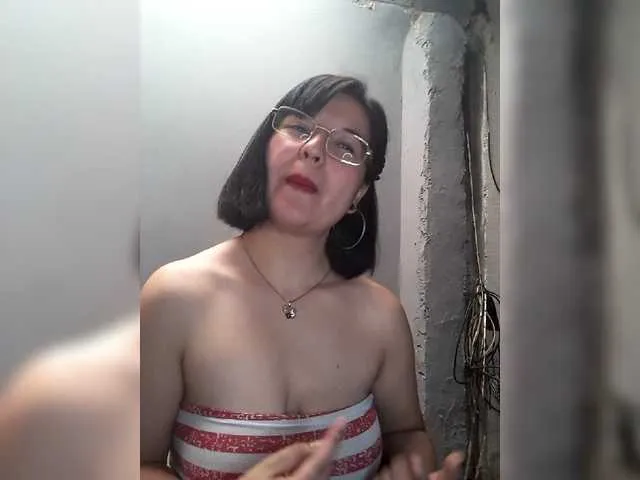 Live sex webcam photo for Jesicajons94 #274250066