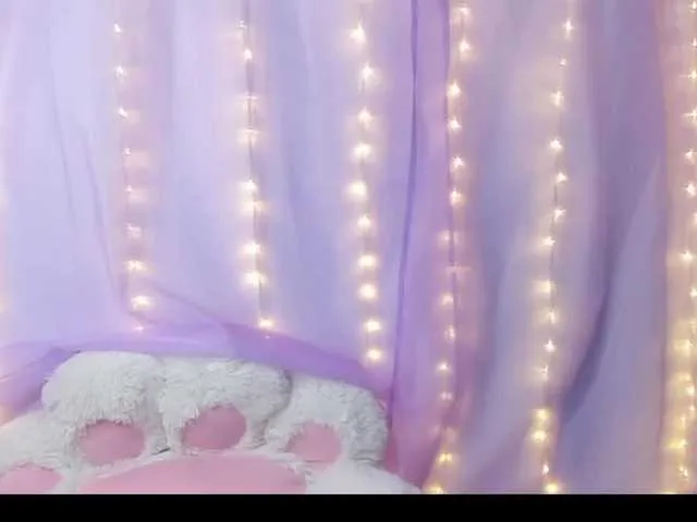 Live sex webcam photo for JessFortune #275501741