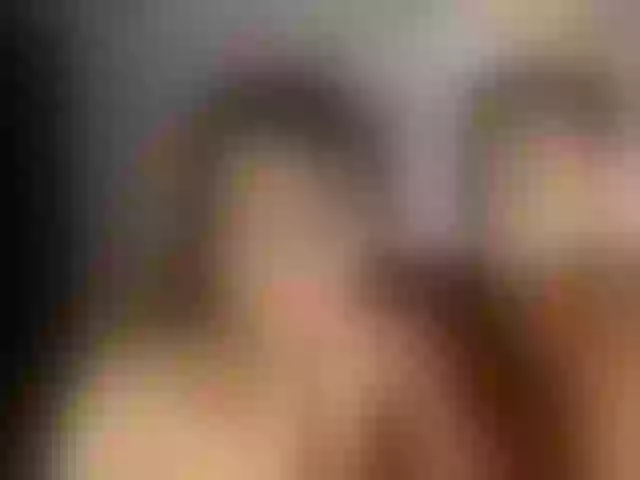 Live sex webcam photo for JessRoget #273918210