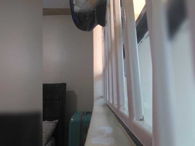 Live sex webcam photo for JessTamara #277594764