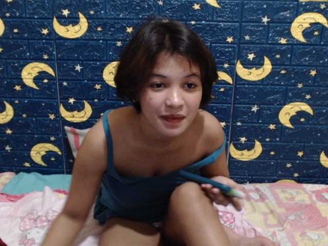 Live sex webcam photo for Jessa215 #272280268