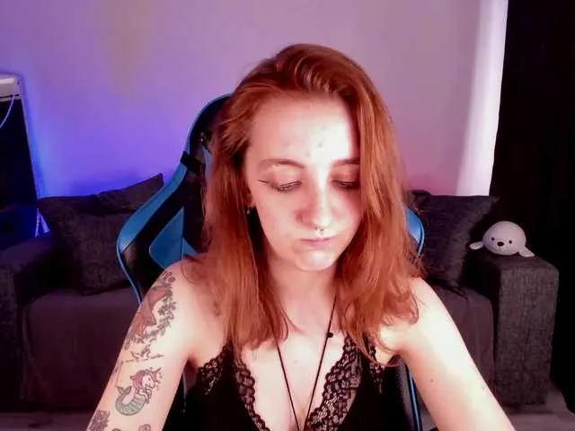 Live sex webcam photo for JessaLeo1 #278011063