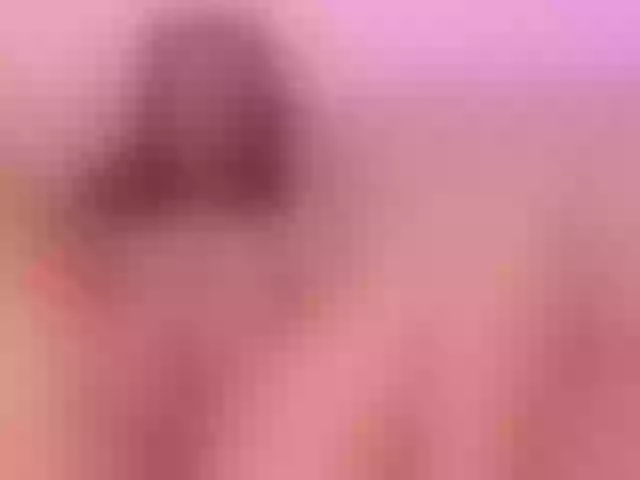 Live sex webcam photo for JessaLeo1 #282039087