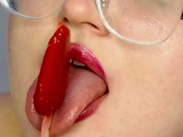 Live sex webcam photo for Jessica-Joy #291233681