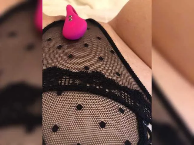 Live sex webcam photo for Jessica6969 #274974732