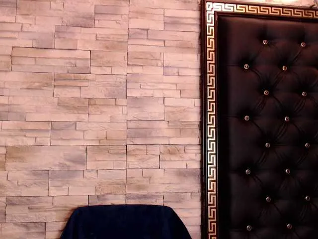 Live sex webcam photo for JessicaBelle #272990625