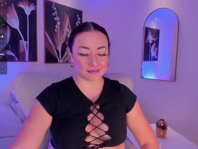 Live sex webcam photo for JessicaLeone #278100800