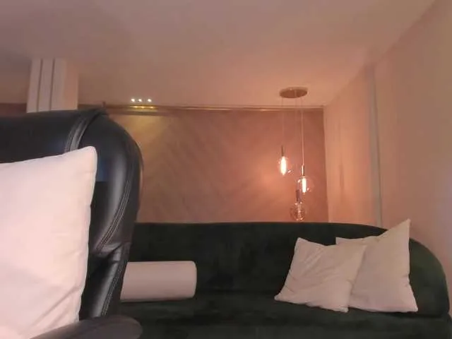 Live sex webcam photo for JessicaWilliams #291714199