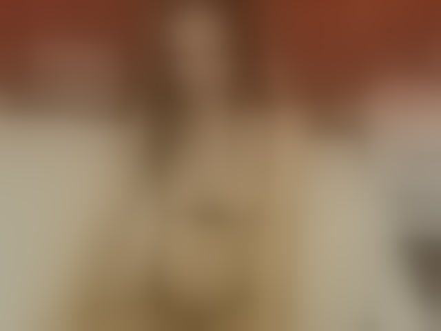 Live sex webcam photo for JessicaaMoore #294130159