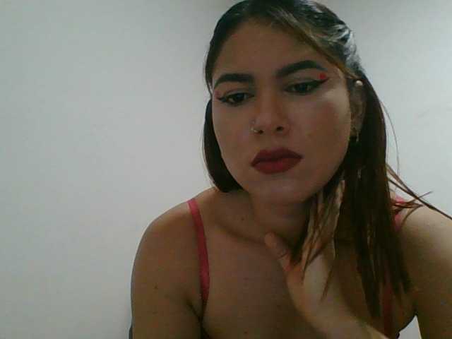 Live sex webcam photo for JessicaandSergio #276470084