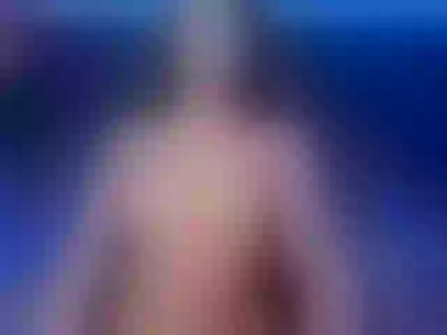 Live sex webcam photo for JessieDaniels #276736086