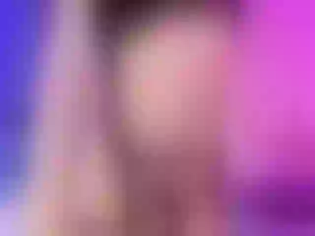 Live sex webcam photo for JessieLee1 #273089837
