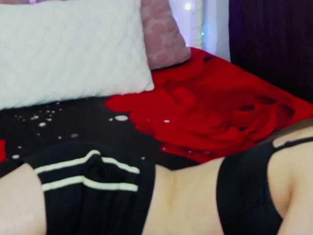 Live sex webcam photo for JessieReyez #273775078