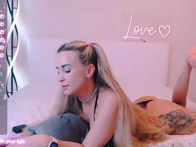 Live sex webcam photo for Jesssweetyy #278228557