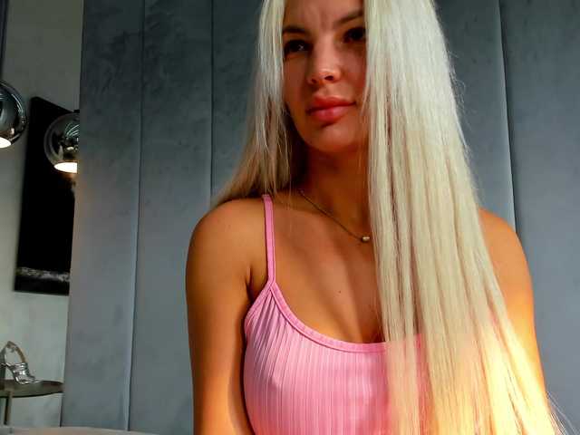 Live sex webcam photo for Jessy-Jo #279522700